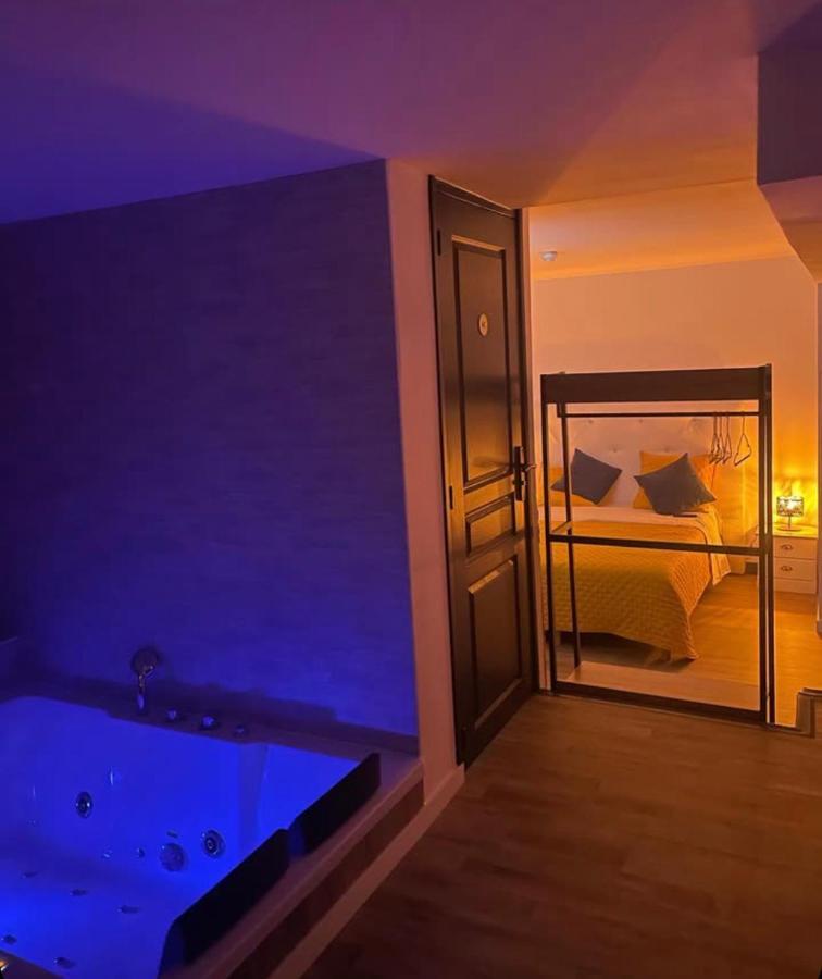 מלון אמיינס Magnifique Loft 35M2 Jacuzzi Rvb Night 1 מראה חיצוני תמונה