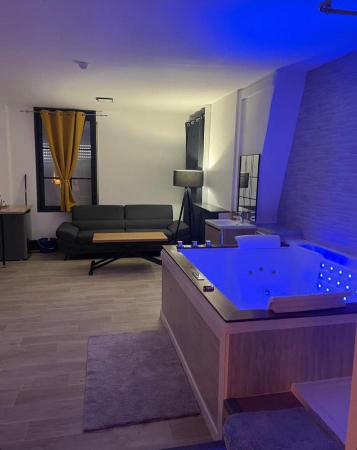 מלון אמיינס Magnifique Loft 35M2 Jacuzzi Rvb Night 1 מראה חיצוני תמונה